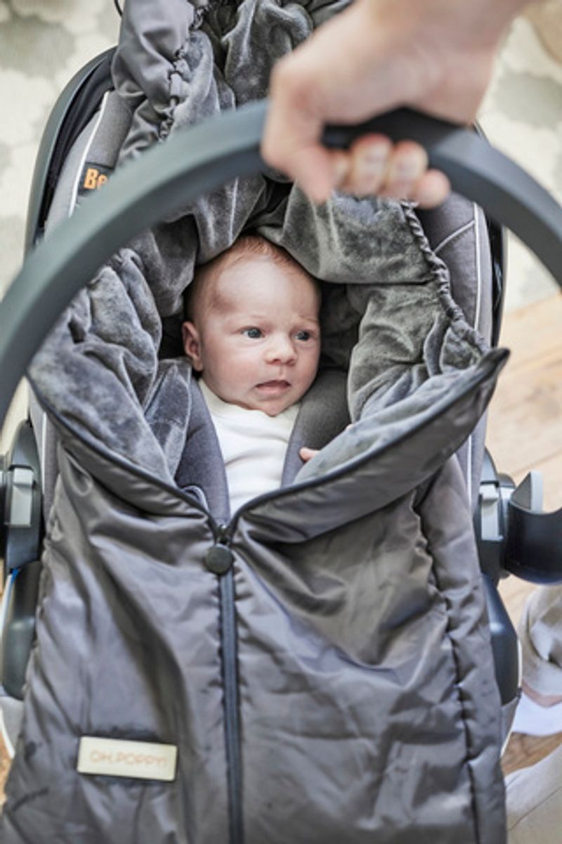 Oh, Poppy! Iris Liten Vognpose Anthracite Gray