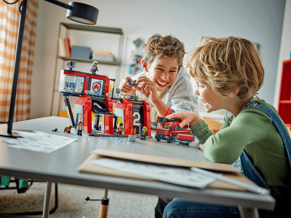 Lego City Brannstasjon med brannbil